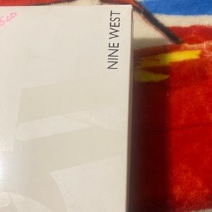 Women’s nine W. high heels